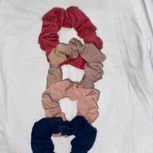 8 count scrunchie set